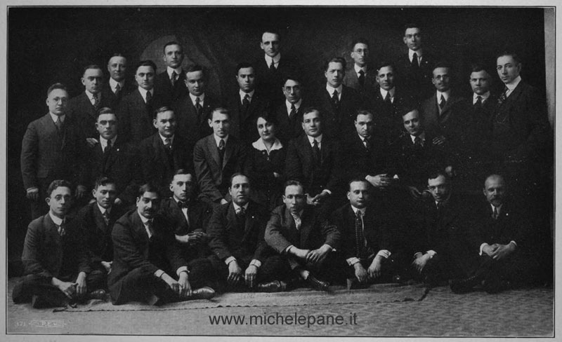 Gli organizzatori della campagna del 1919 dell'ACWA. In prima fila, il terzo da sinistra, Emilio Grandinetti